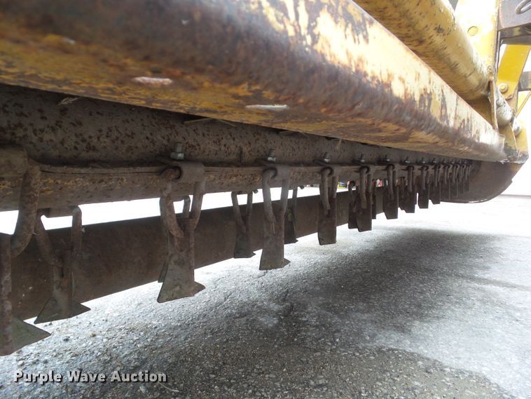 image for item HF9899 Ford 917  flail mower