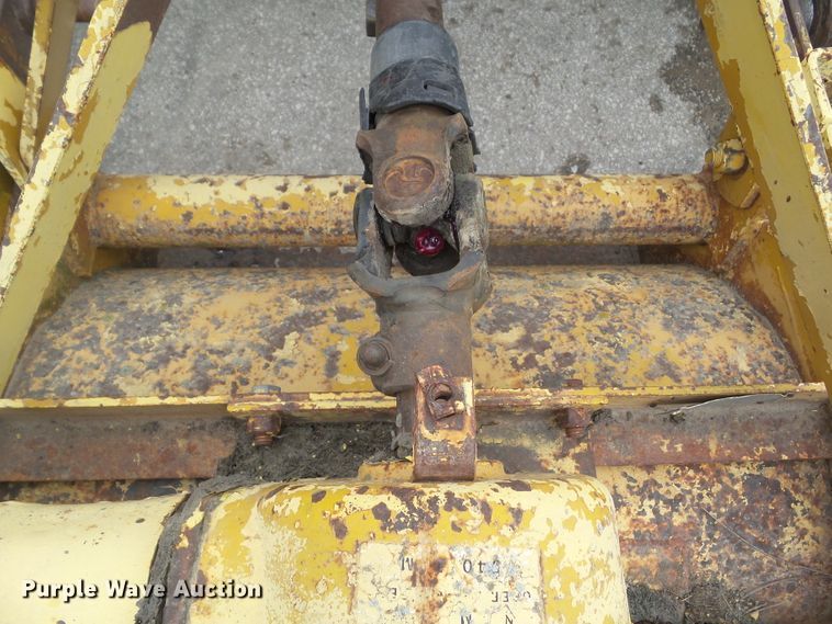 image for item HF9899 Ford 917  flail mower