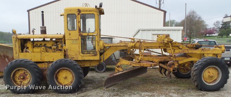 image for item HF9900 Caterpillar 12  rigid frame motor grader
