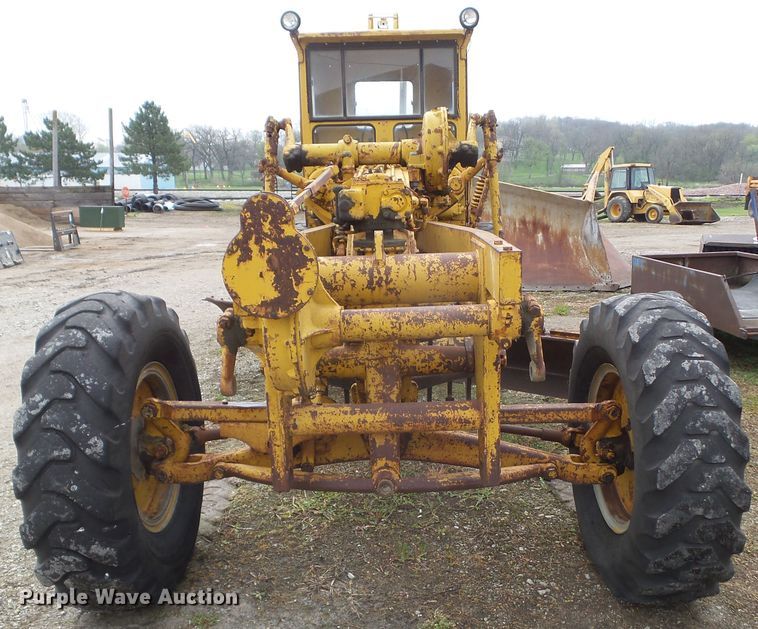 image for item HF9900 Caterpillar 12  rigid frame motor grader