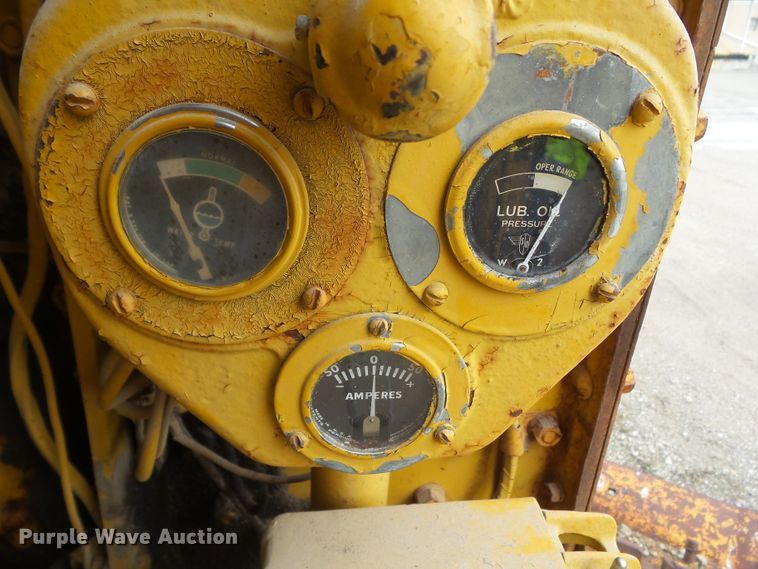 image for item HF9900 Caterpillar 12  rigid frame motor grader