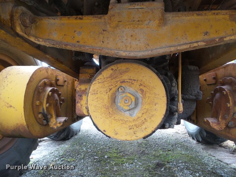 image for item HF9900 Caterpillar 12  rigid frame motor grader