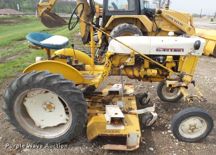 image for item HF9902 International Cub  tractor