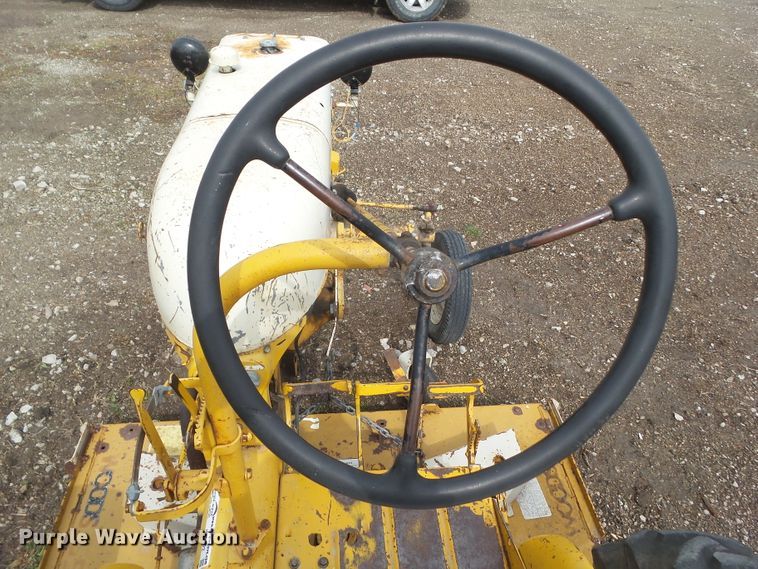 image for item HF9902 International Cub  tractor