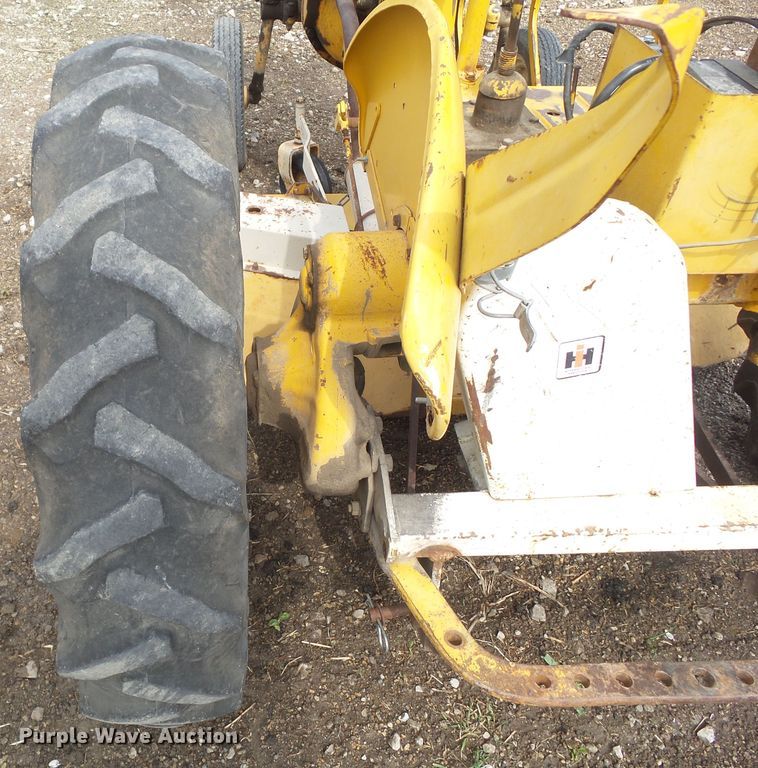 image for item HF9902 International Cub  tractor