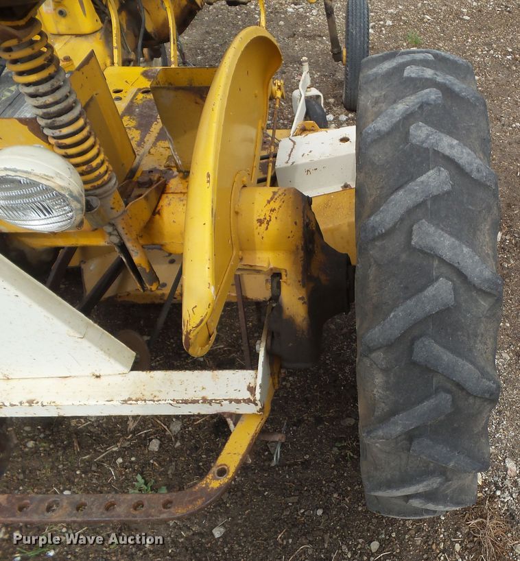 image for item HF9902 International Cub  tractor