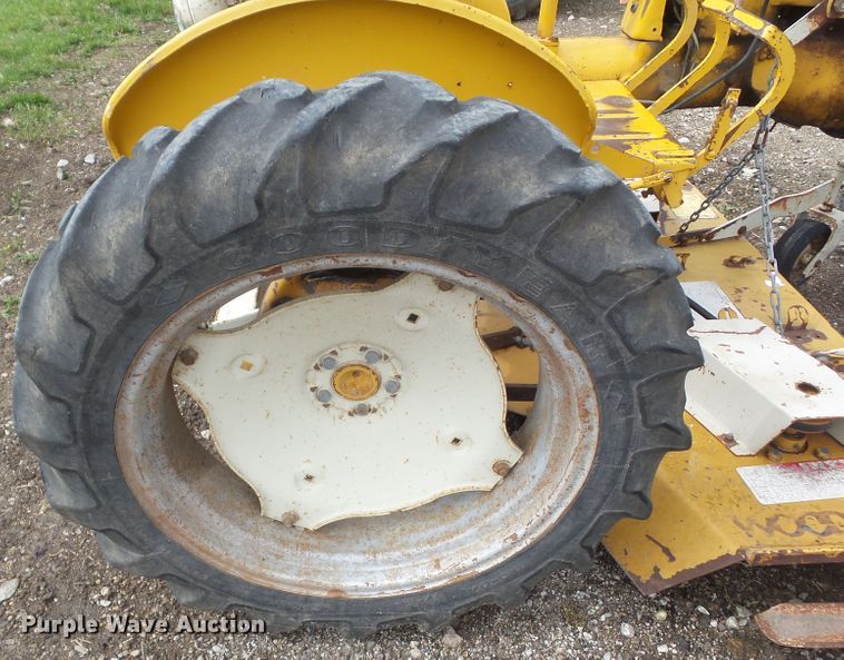 image for item HF9902 International Cub  tractor