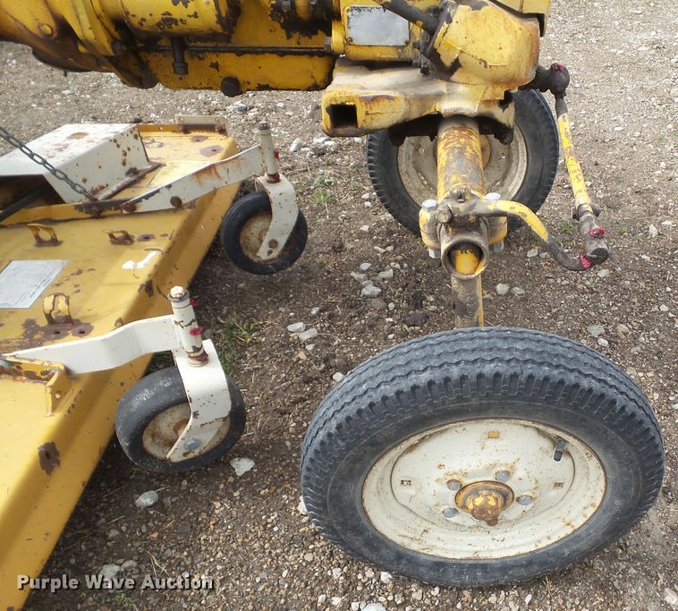 image for item HF9902 International Cub  tractor