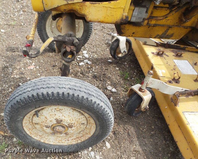 image for item HF9902 International Cub  tractor