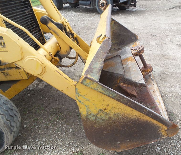 image for item HF9903 1983 John Deere 410B  backhoe