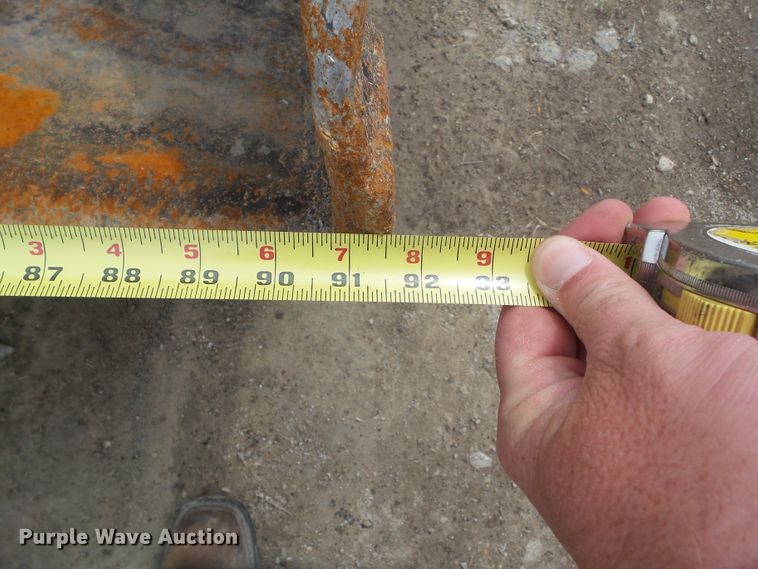 image for item HF9903 1983 John Deere 410B  backhoe