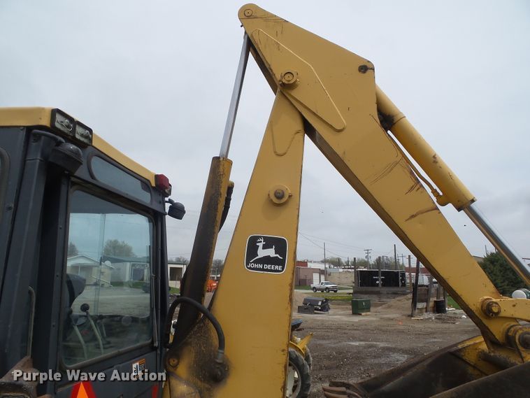 image for item HF9903 1983 John Deere 410B  backhoe