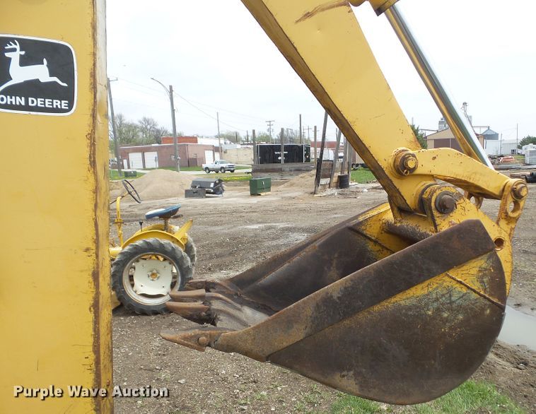 image for item HF9903 1983 John Deere 410B  backhoe