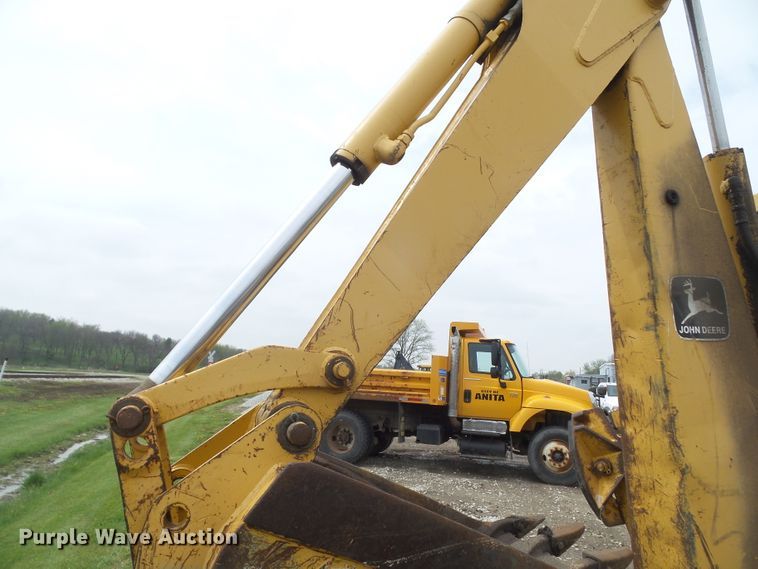 image for item HF9903 1983 John Deere 410B  backhoe