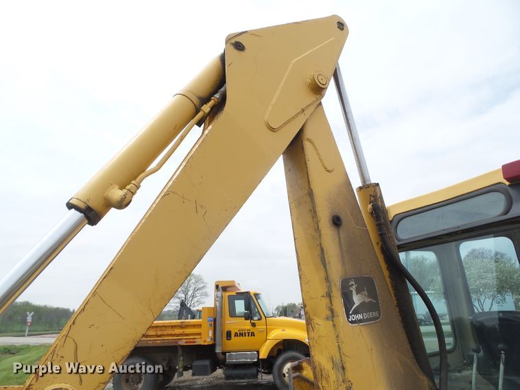 image for item HF9903 1983 John Deere 410B  backhoe