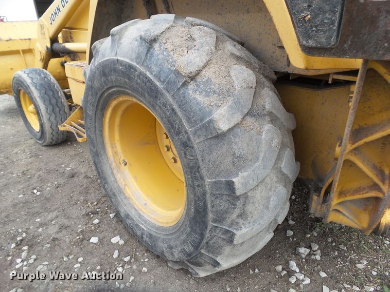 image for item HF9903 1983 John Deere 410B  backhoe