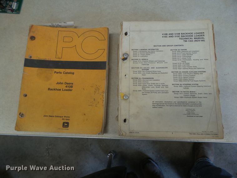 image for item HF9903 1983 John Deere 410B  backhoe