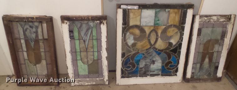 image for item HF9905 (4) stained glass windows