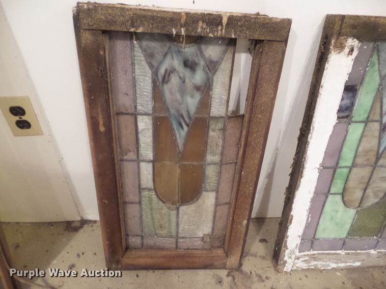 image for item HF9905 (4) stained glass windows