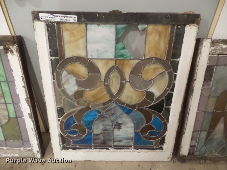 image for item HF9905 (4) stained glass windows