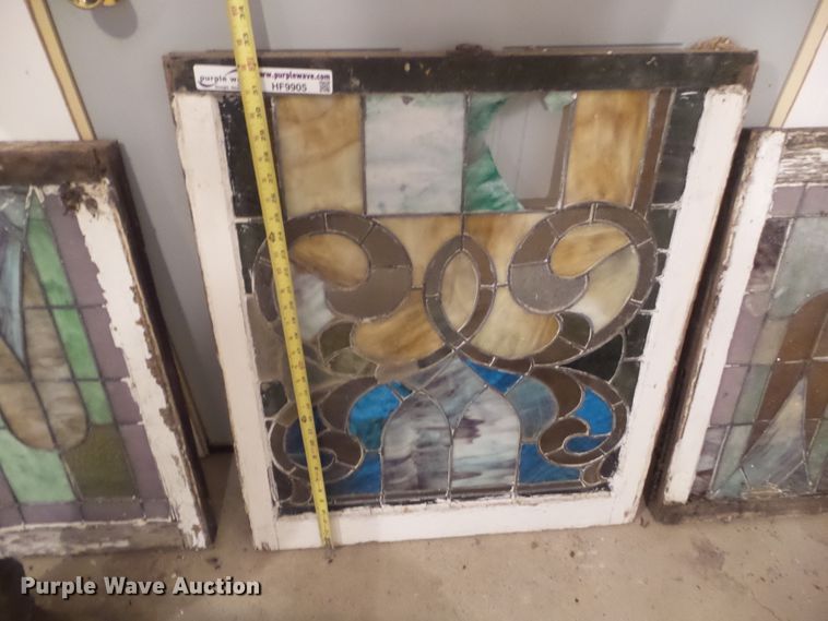 image for item HF9905 (4) stained glass windows