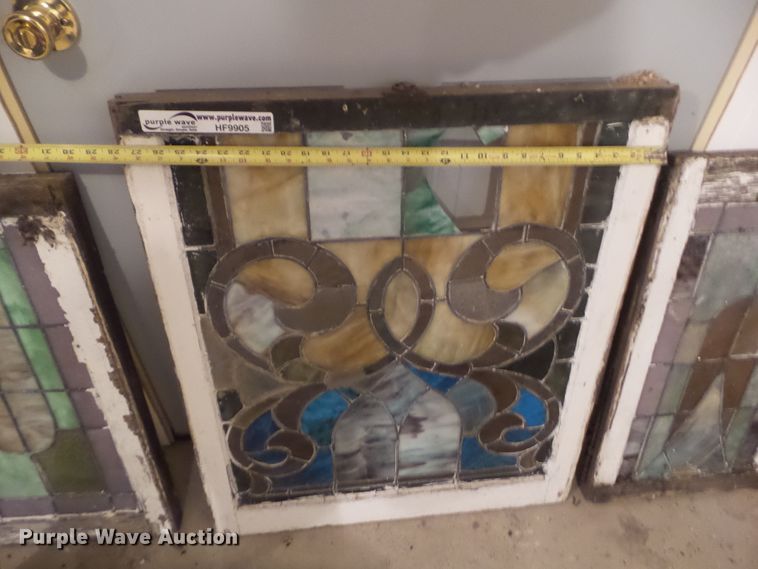 image for item HF9905 (4) stained glass windows