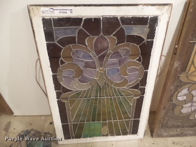 image for item HF9906 (4) stained glass windows