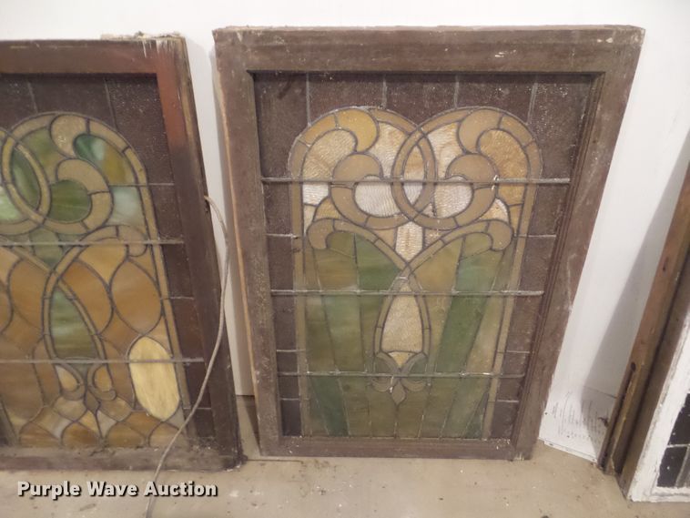 image for item HF9906 (4) stained glass windows