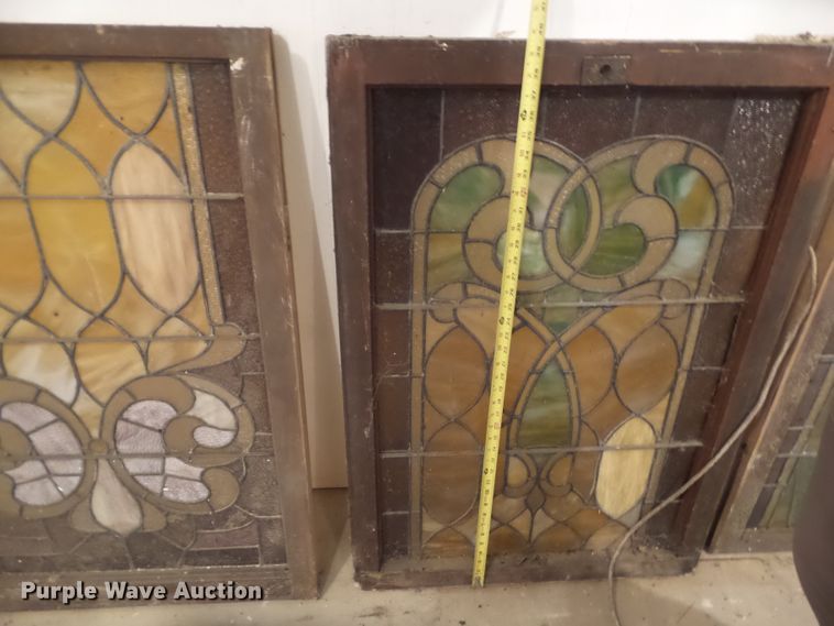 image for item HF9906 (4) stained glass windows