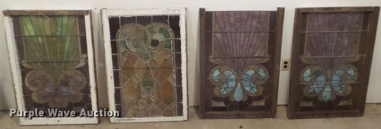 image for item HF9907 (4) stained glass windows