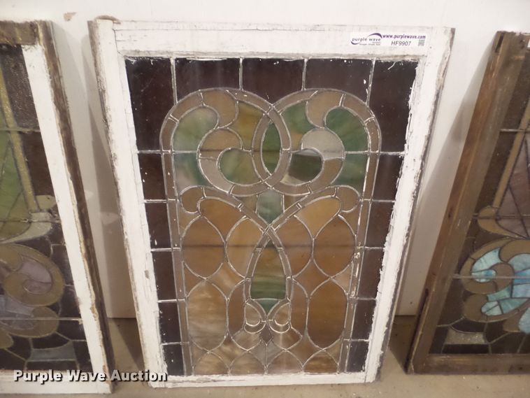 image for item HF9907 (4) stained glass windows