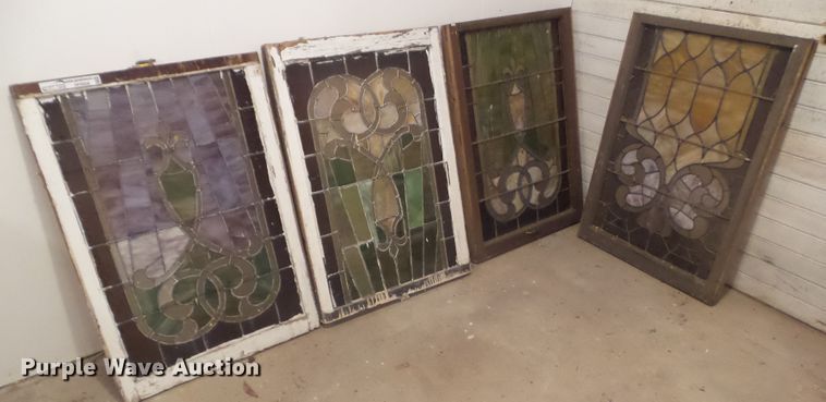 image for item HF9908 (4) stained glass windows