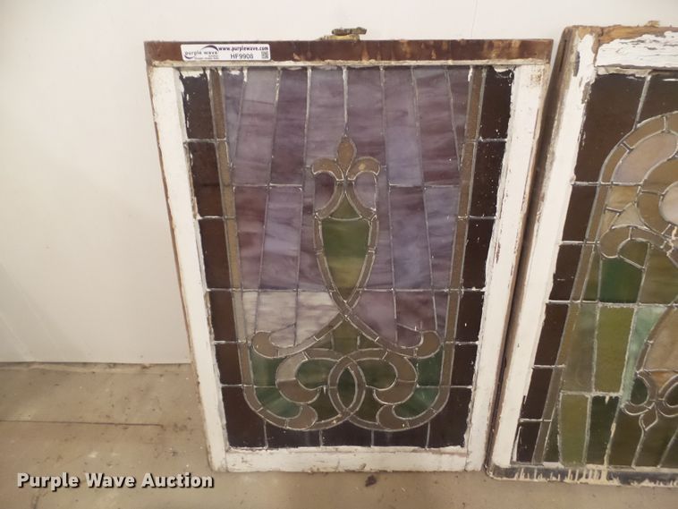 image for item HF9908 (4) stained glass windows
