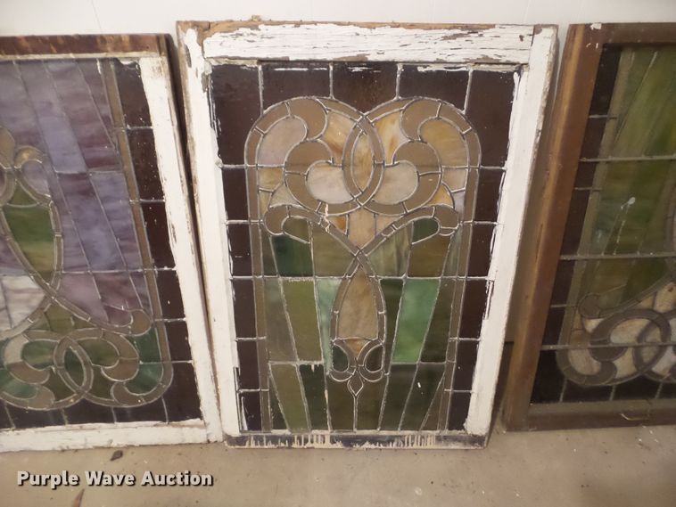 image for item HF9908 (4) stained glass windows