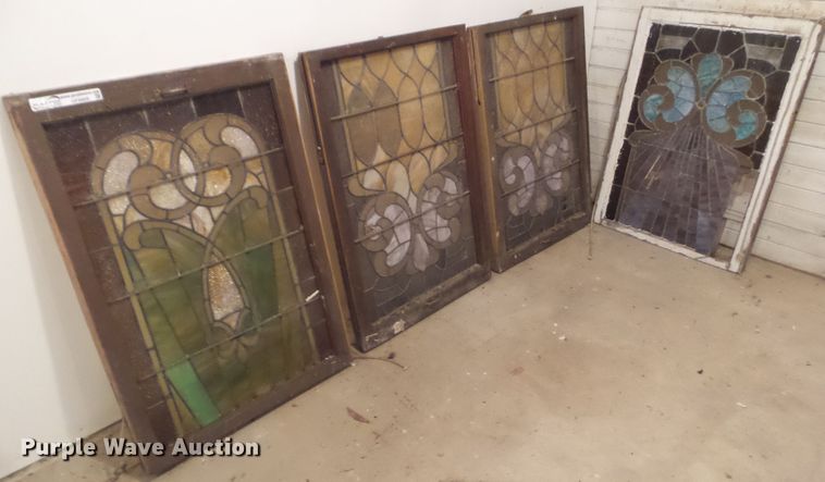 image for item HF9909 (4) stained glass windows