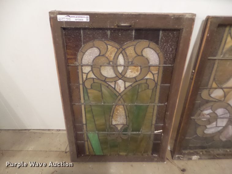 image for item HF9909 (4) stained glass windows