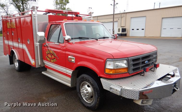 image for item HL9450 1996 Ford F450 Super Duty  rescue vehicle
