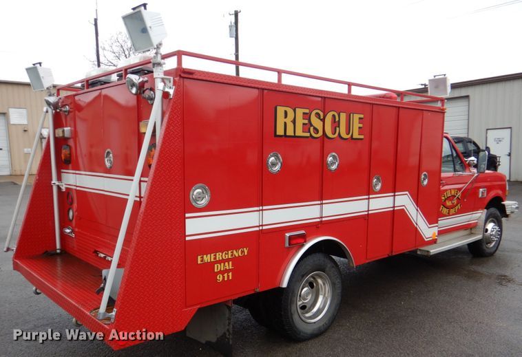 image for item HL9450 1996 Ford F450 Super Duty  rescue vehicle
