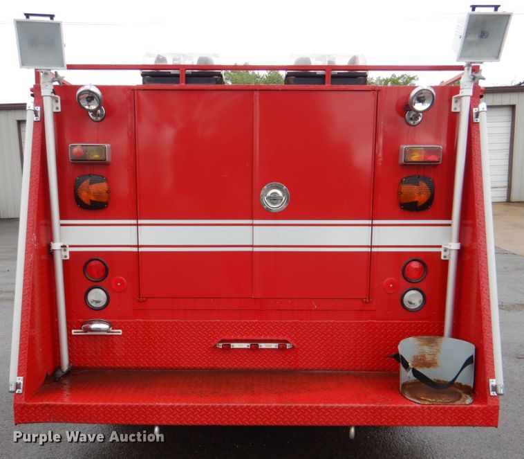 image for item HL9450 1996 Ford F450 Super Duty  rescue vehicle