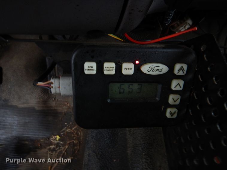 image for item HL9450 1996 Ford F450 Super Duty  rescue vehicle