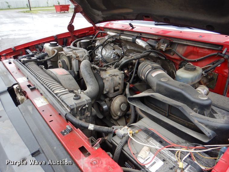 image for item HL9450 1996 Ford F450 Super Duty  rescue vehicle