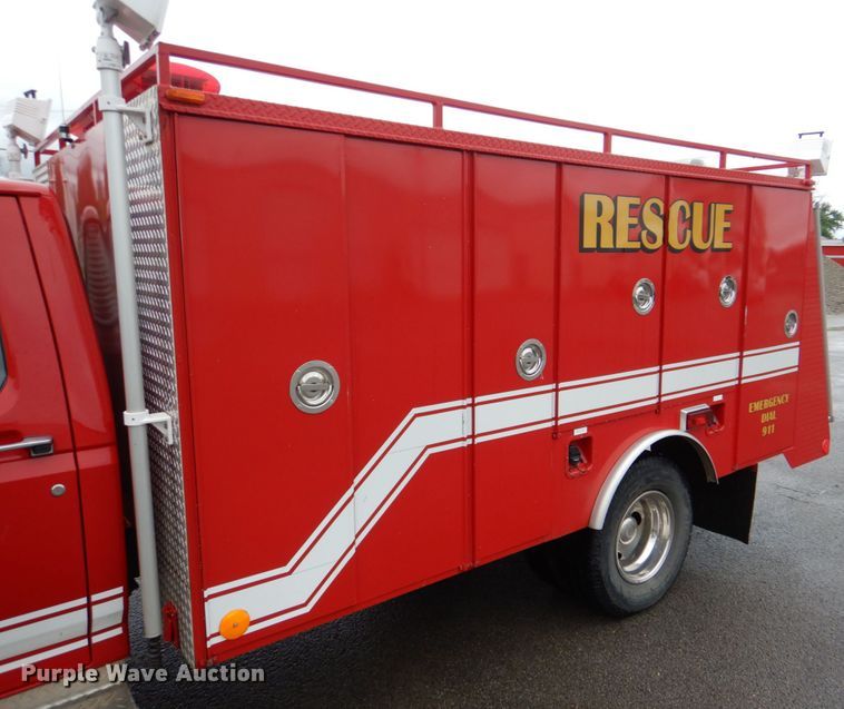 image for item HL9450 1996 Ford F450 Super Duty  rescue vehicle