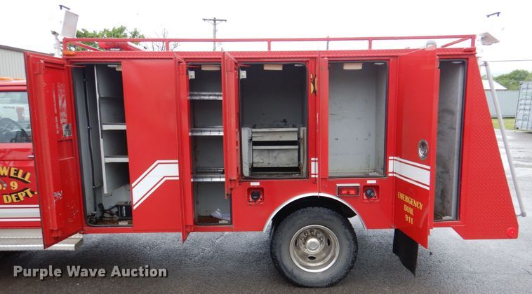 image for item HL9450 1996 Ford F450 Super Duty  rescue vehicle