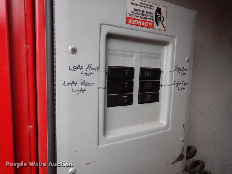 image for item HL9450 1996 Ford F450 Super Duty  rescue vehicle