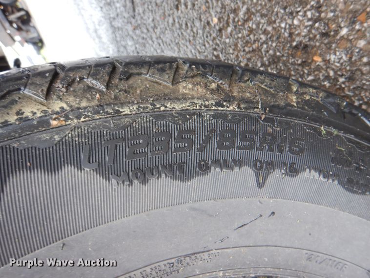 image for item HL9450 1996 Ford F450 Super Duty  rescue vehicle