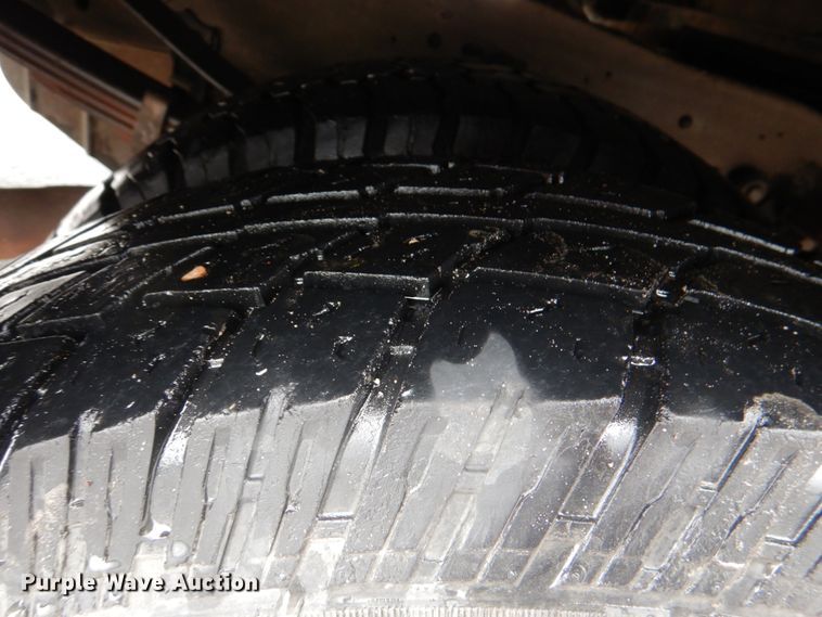 image for item HL9450 1996 Ford F450 Super Duty  rescue vehicle