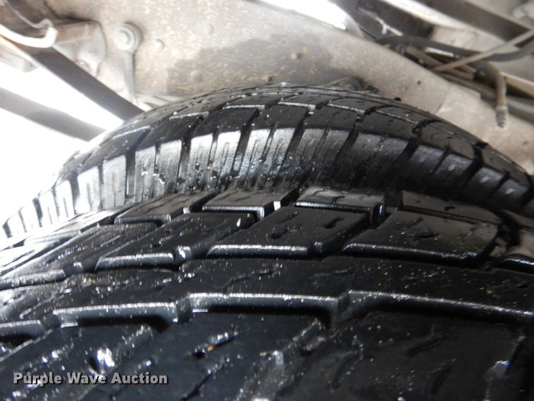 image for item HL9450 1996 Ford F450 Super Duty  rescue vehicle