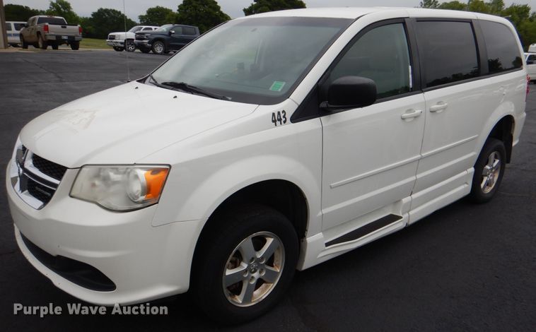 image for item HL9464 2012 Dodge Grand Caravan  handicap accessible van