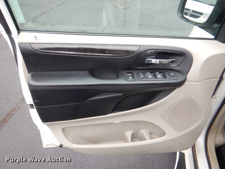 image for item HL9464 2012 Dodge Grand Caravan  handicap accessible van