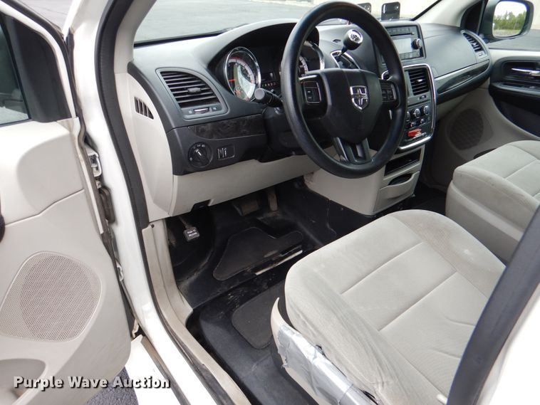 image for item HL9465 2013 Dodge Grand Caravan  handicap accessible van